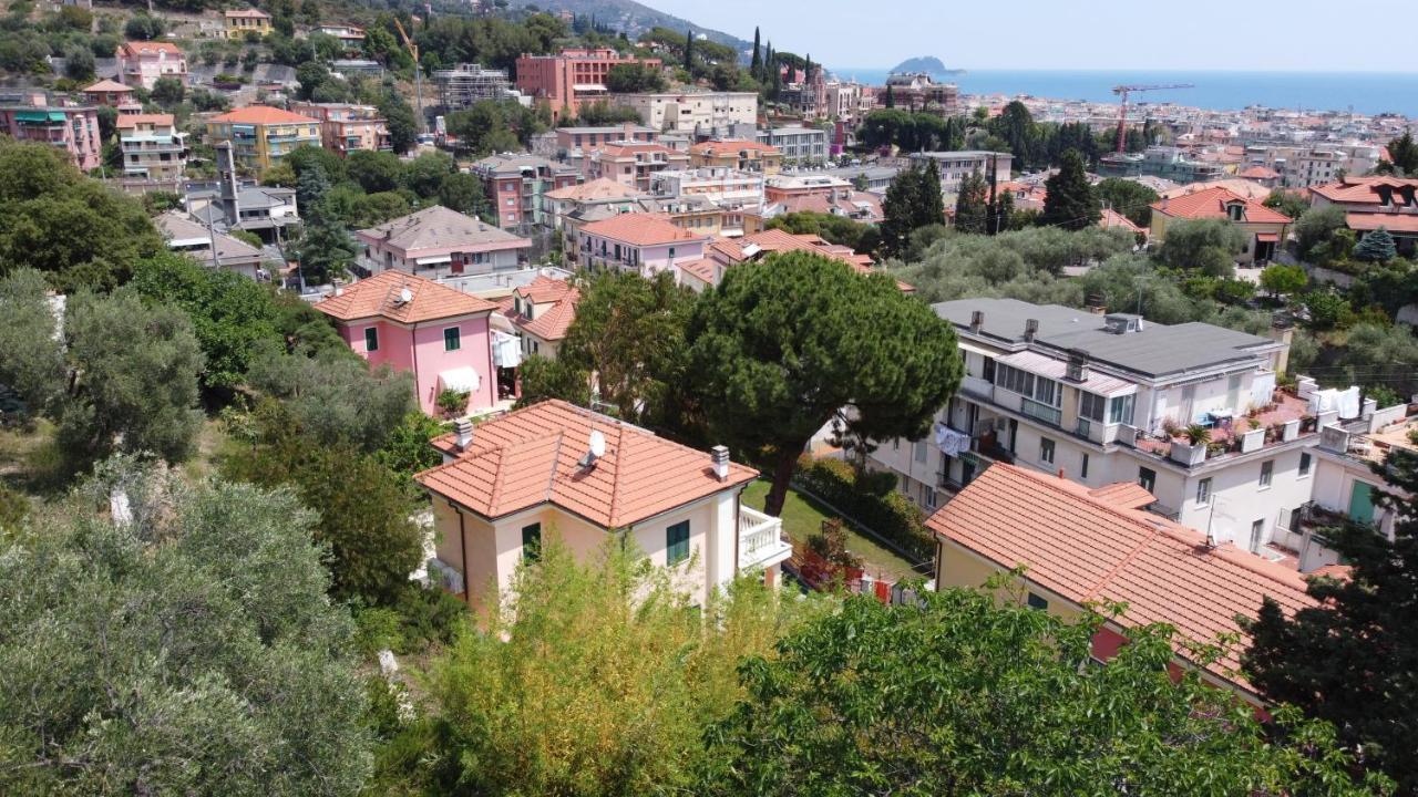 Holiday Rooms La Campagnetta Alassio Exterior foto