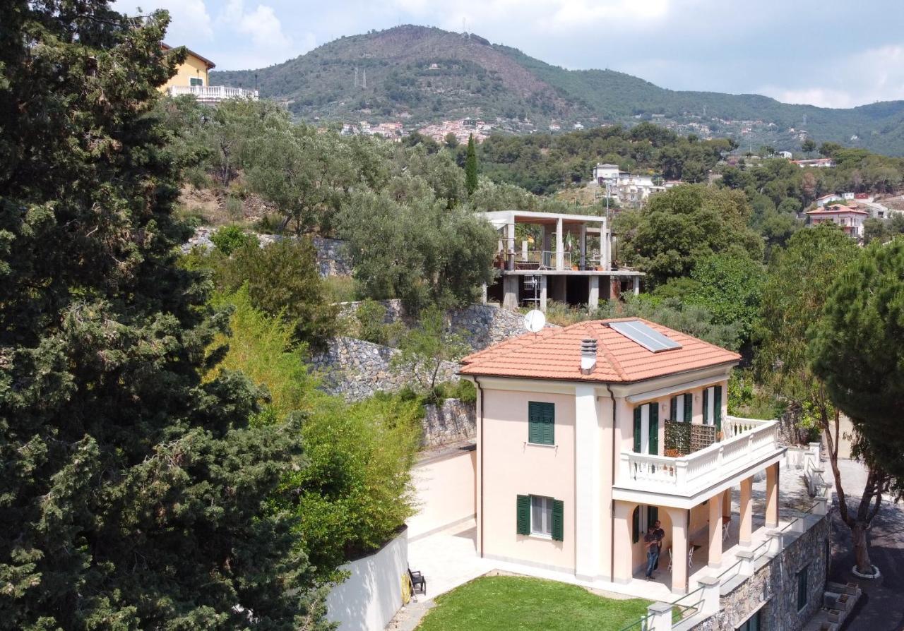 Holiday Rooms La Campagnetta Alassio Exterior foto