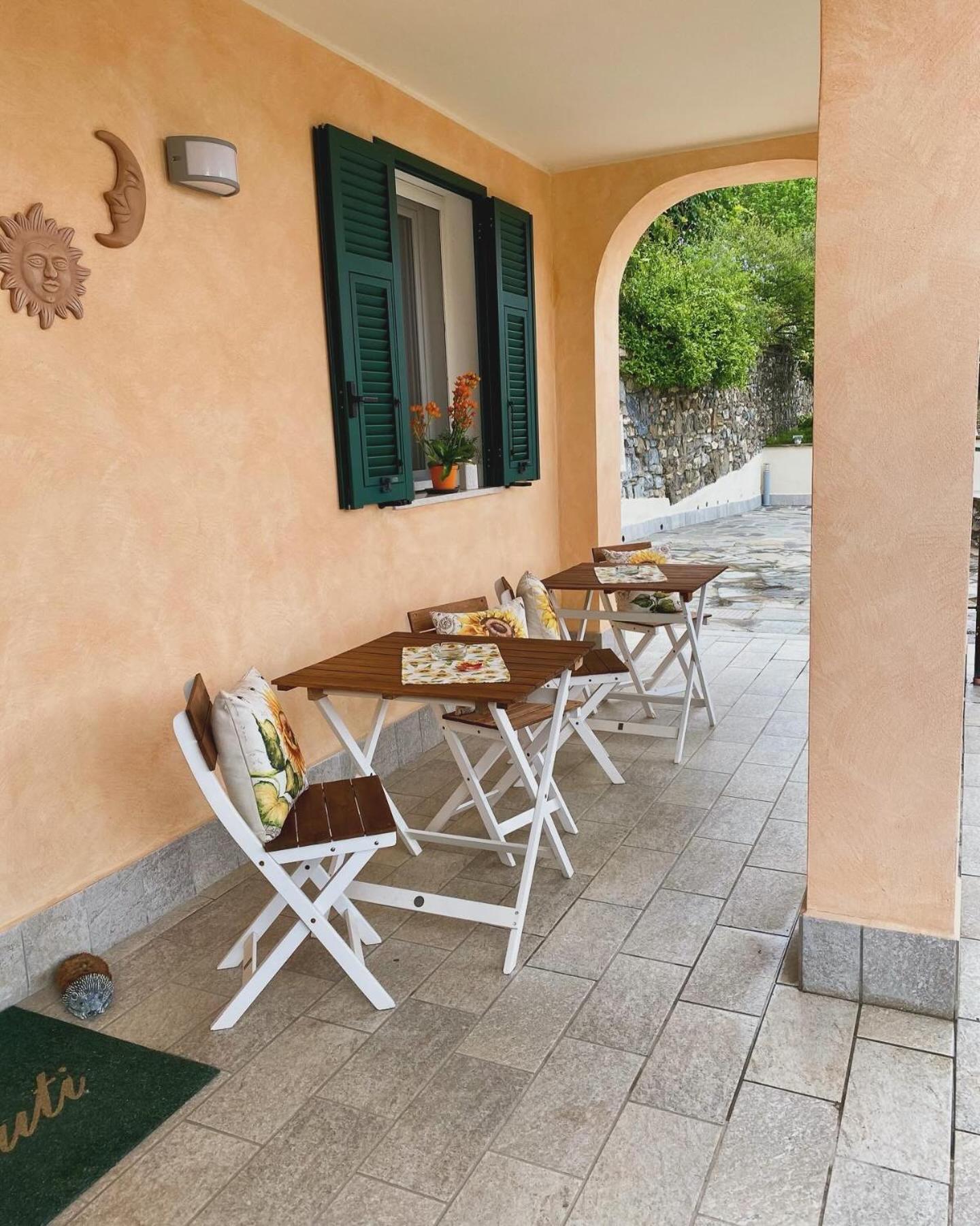 Holiday Rooms La Campagnetta Alassio Exterior foto